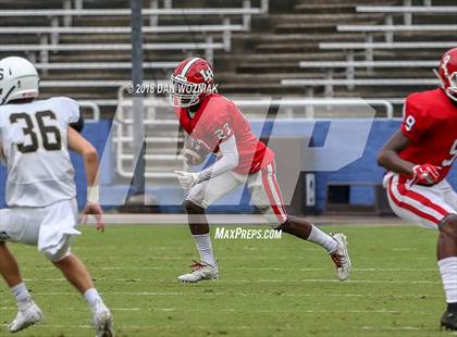 Thumbnail 3 in Plano East vs. Lake Highlands (Cotton Bowl Prep Showcase) photogallery.
