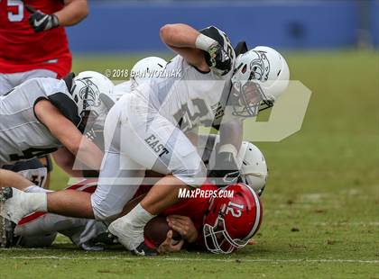 Thumbnail 1 in Plano East vs. Lake Highlands (Cotton Bowl Prep Showcase) photogallery.