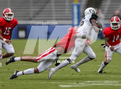 Thumbnail 2 in Plano East vs. Lake Highlands (Cotton Bowl Prep Showcase) photogallery.