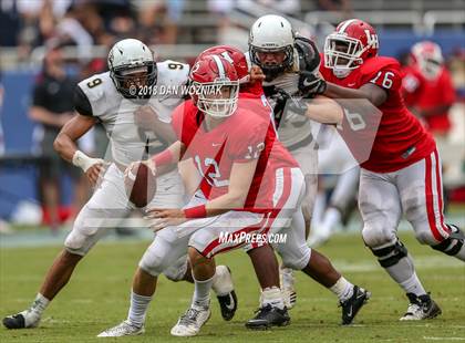 Thumbnail 1 in Plano East vs. Lake Highlands (Cotton Bowl Prep Showcase) photogallery.