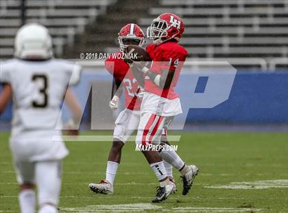 Thumbnail 2 in Plano East vs. Lake Highlands (Cotton Bowl Prep Showcase) photogallery.