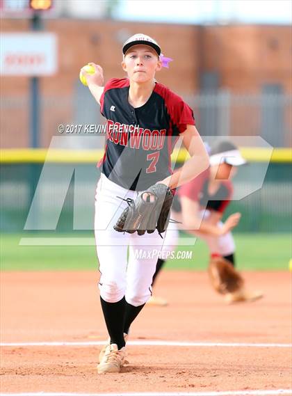 Thumbnail 1 in Ironwood vs. Vista Grande photogallery.