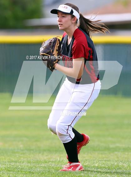 Thumbnail 2 in Ironwood vs. Vista Grande photogallery.