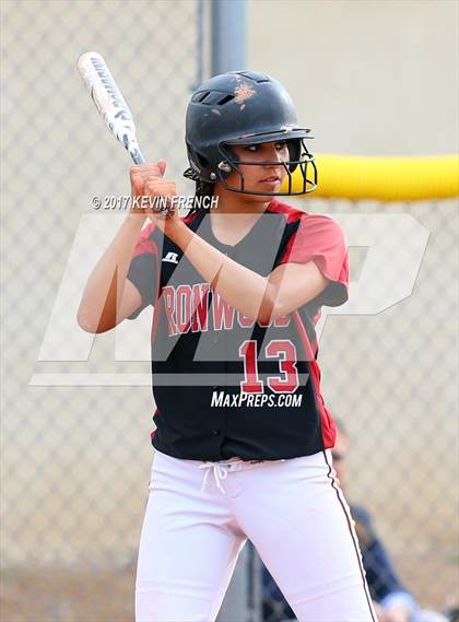 Thumbnail 2 in Ironwood vs. Vista Grande photogallery.