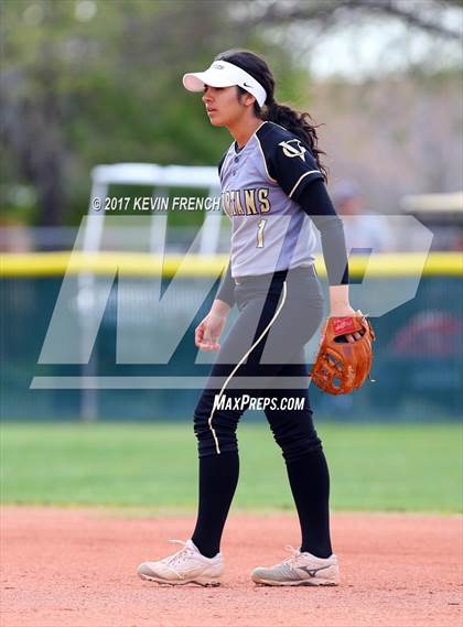 Thumbnail 1 in Ironwood vs. Vista Grande photogallery.