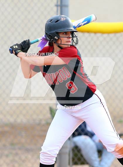 Thumbnail 3 in Ironwood vs. Vista Grande photogallery.