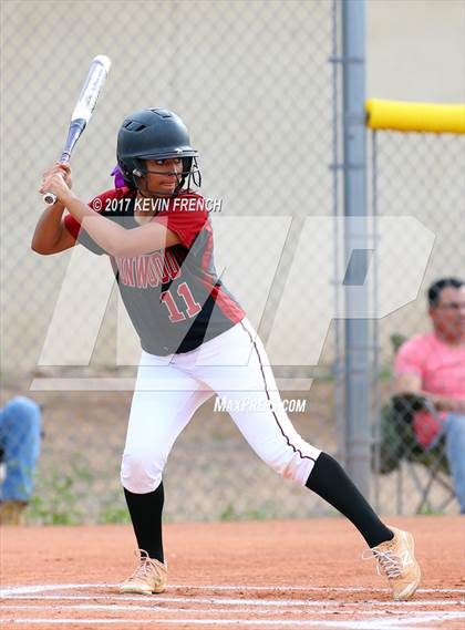 Thumbnail 2 in Ironwood vs. Vista Grande photogallery.