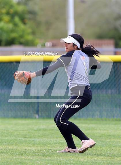 Thumbnail 3 in Ironwood vs. Vista Grande photogallery.