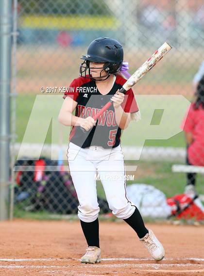 Thumbnail 2 in Ironwood vs. Vista Grande photogallery.