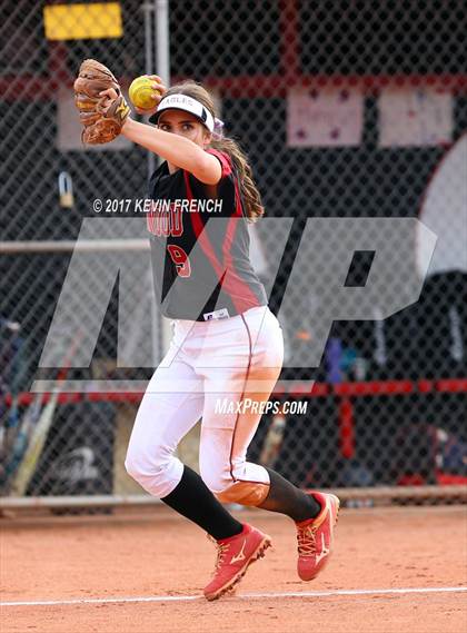 Thumbnail 3 in Ironwood vs. Vista Grande photogallery.
