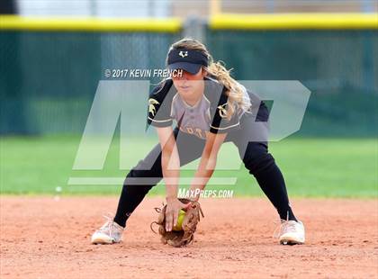 Thumbnail 1 in Ironwood vs. Vista Grande photogallery.