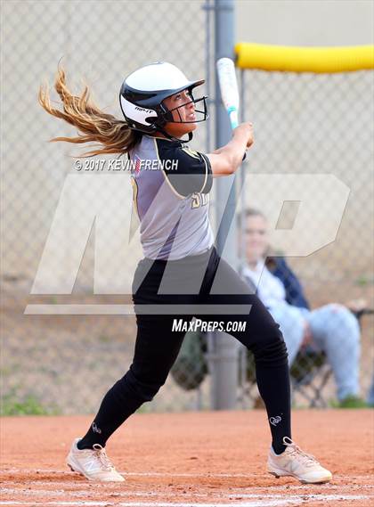 Thumbnail 3 in Ironwood vs. Vista Grande photogallery.