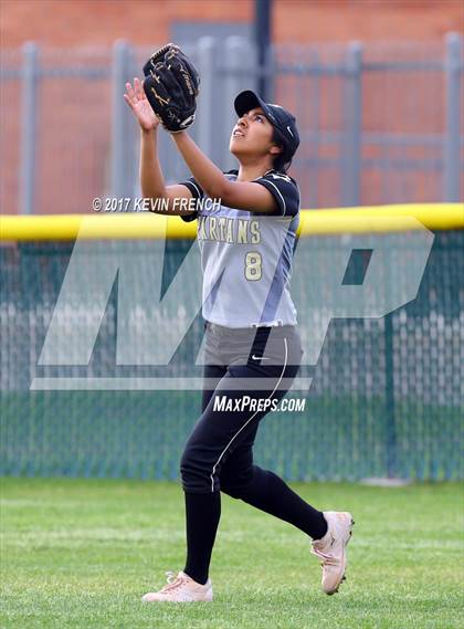 Thumbnail 3 in Ironwood vs. Vista Grande photogallery.