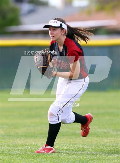 Thumbnail 1 in Ironwood vs. Vista Grande photogallery.