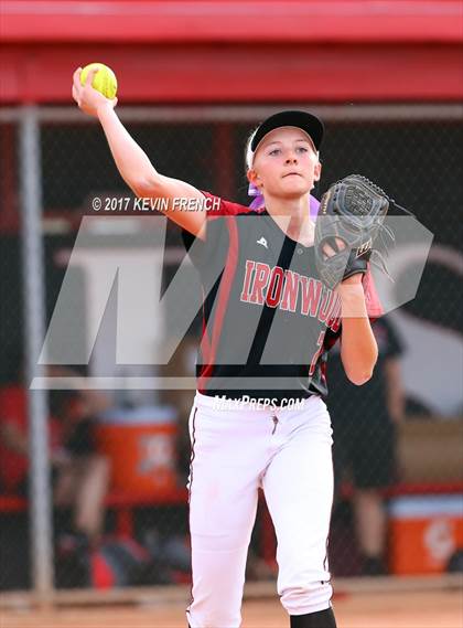 Thumbnail 1 in Ironwood vs. Vista Grande photogallery.