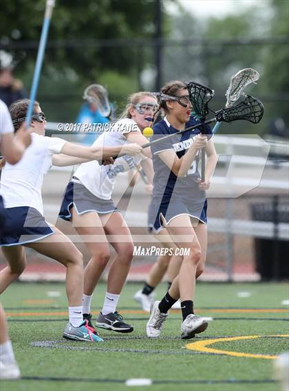 Thumbnail 2 in Washington-Lee vs Yorktown (VHSL 6A North Conference 6 Playoff) photogallery.