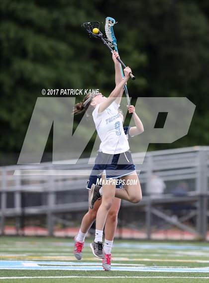 Thumbnail 1 in Washington-Lee vs Yorktown (VHSL 6A North Conference 6 Playoff) photogallery.