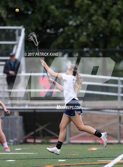 Thumbnail 2 in Washington-Lee vs Yorktown (VHSL 6A North Conference 6 Playoff) photogallery.