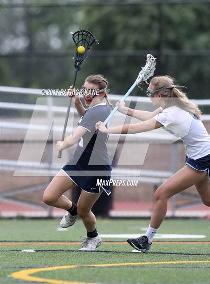 Thumbnail 1 in Washington-Lee vs Yorktown (VHSL 6A North Conference 6 Playoff) photogallery.