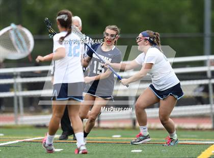 Thumbnail 1 in Washington-Lee vs Yorktown (VHSL 6A North Conference 6 Playoff) photogallery.