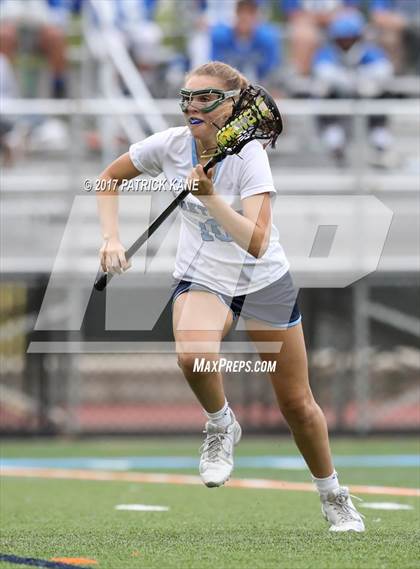 Thumbnail 3 in Washington-Lee vs Yorktown (VHSL 6A North Conference 6 Playoff) photogallery.