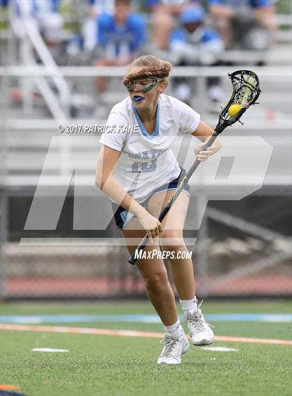 Thumbnail 2 in Washington-Lee vs Yorktown (VHSL 6A North Conference 6 Playoff) photogallery.