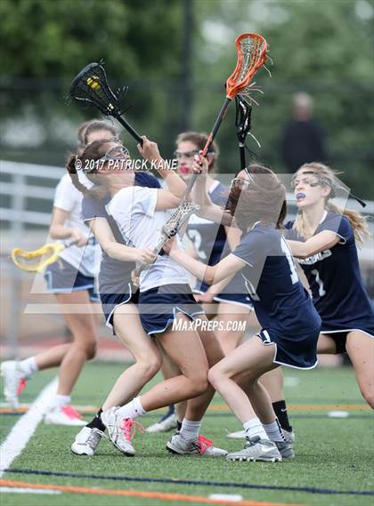 Thumbnail 1 in Washington-Lee vs Yorktown (VHSL 6A North Conference 6 Playoff) photogallery.