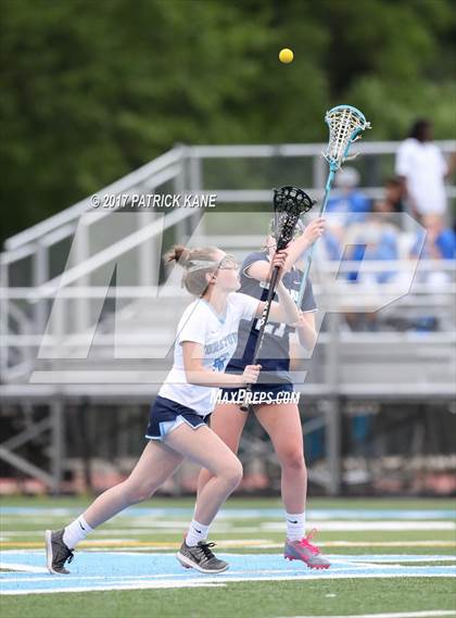 Thumbnail 2 in Washington-Lee vs Yorktown (VHSL 6A North Conference 6 Playoff) photogallery.