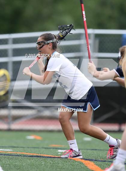 Thumbnail 3 in Washington-Lee vs Yorktown (VHSL 6A North Conference 6 Playoff) photogallery.