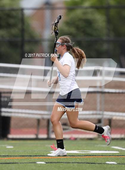 Thumbnail 2 in Washington-Lee vs Yorktown (VHSL 6A North Conference 6 Playoff) photogallery.
