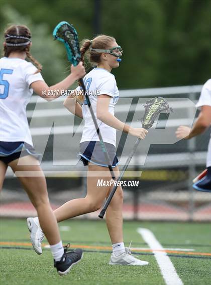 Thumbnail 3 in Washington-Lee vs Yorktown (VHSL 6A North Conference 6 Playoff) photogallery.