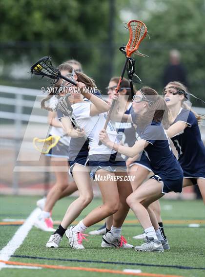 Thumbnail 2 in Washington-Lee vs Yorktown (VHSL 6A North Conference 6 Playoff) photogallery.