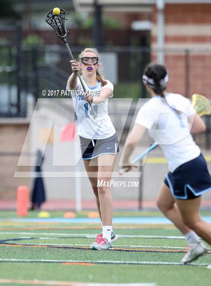 Thumbnail 1 in Washington-Lee vs Yorktown (VHSL 6A North Conference 6 Playoff) photogallery.