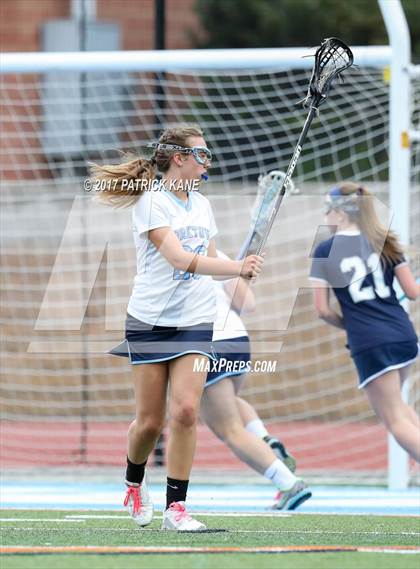 Thumbnail 3 in Washington-Lee vs Yorktown (VHSL 6A North Conference 6 Playoff) photogallery.