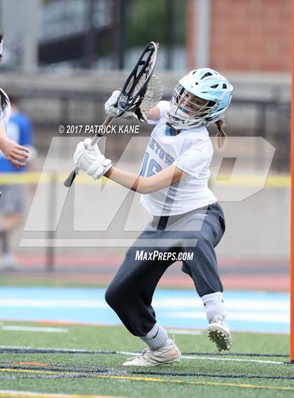 Thumbnail 3 in Washington-Lee vs Yorktown (VHSL 6A North Conference 6 Playoff) photogallery.