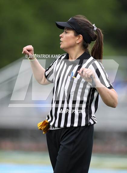 Thumbnail 1 in Washington-Lee vs Yorktown (VHSL 6A North Conference 6 Playoff) photogallery.