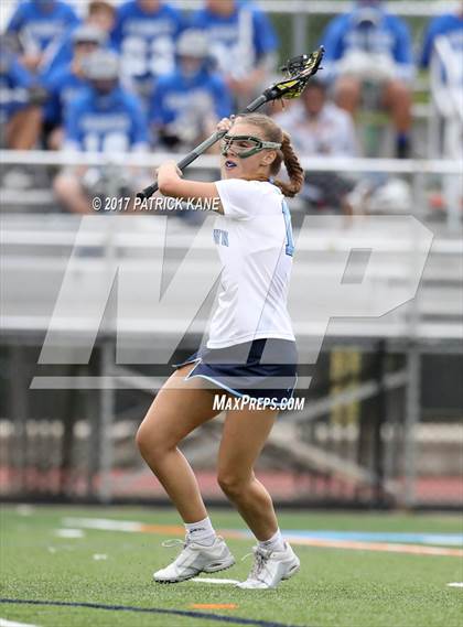 Thumbnail 2 in Washington-Lee vs Yorktown (VHSL 6A North Conference 6 Playoff) photogallery.