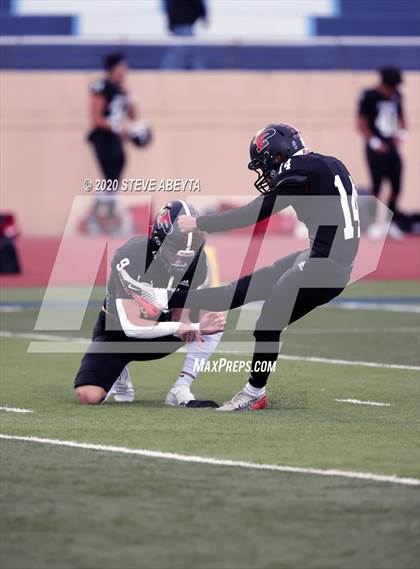 Thumbnail 3 in Eaglecrest vs Pomona (CHSAA 5A First Round Playoff) photogallery.