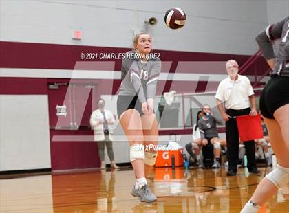 Thumbnail 1 in Magnolia vs. Pflugerville Connally (UIL 5A Area Playoff) photogallery.