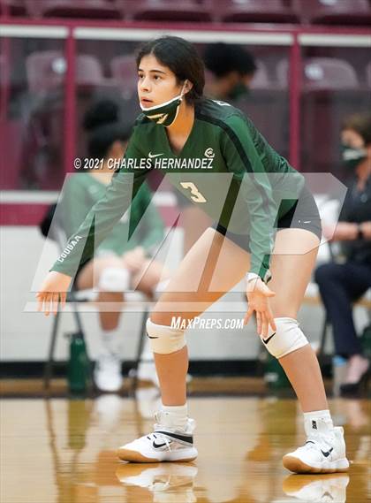 Thumbnail 3 in Magnolia vs. Pflugerville Connally (UIL 5A Area Playoff) photogallery.