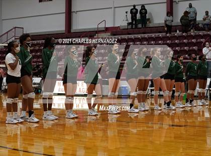Thumbnail 3 in Magnolia vs. Pflugerville Connally (UIL 5A Area Playoff) photogallery.