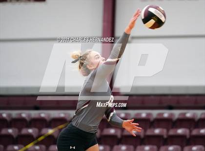 Thumbnail 1 in Magnolia vs. Pflugerville Connally (UIL 5A Area Playoff) photogallery.