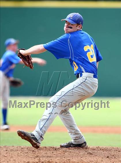 Thumbnail 3 in Anderson vs. Tomball (UIL 5A Area Playoff) photogallery.