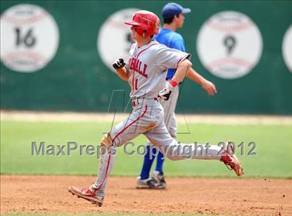 Thumbnail 3 in Anderson vs. Tomball (UIL 5A Area Playoff) photogallery.