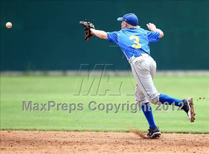 Thumbnail 3 in Anderson vs. Tomball (UIL 5A Area Playoff) photogallery.