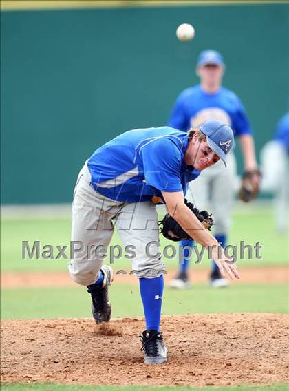 Thumbnail 2 in Anderson vs. Tomball (UIL 5A Area Playoff) photogallery.