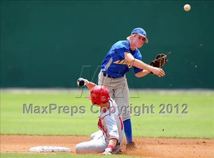 Thumbnail 1 in Anderson vs. Tomball (UIL 5A Area Playoff) photogallery.