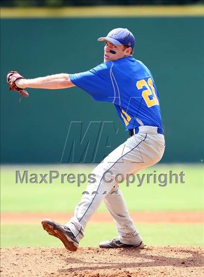 Thumbnail 2 in Anderson vs. Tomball (UIL 5A Area Playoff) photogallery.