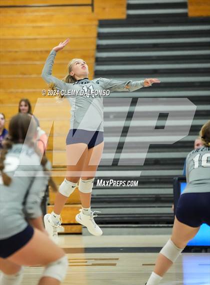 Thumbnail 3 in Valor Christian @ Columbine photogallery.
