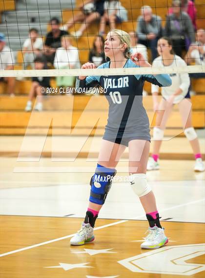 Thumbnail 2 in Valor Christian @ Columbine photogallery.